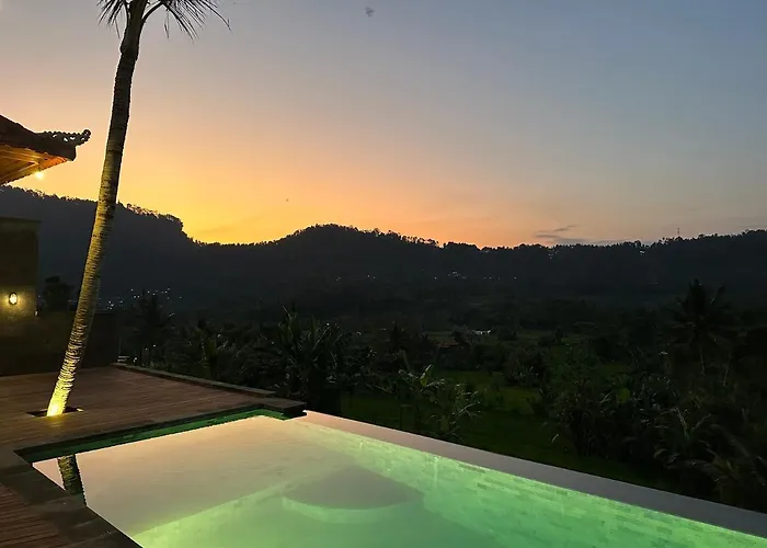 Nana Sidemen (Bali)